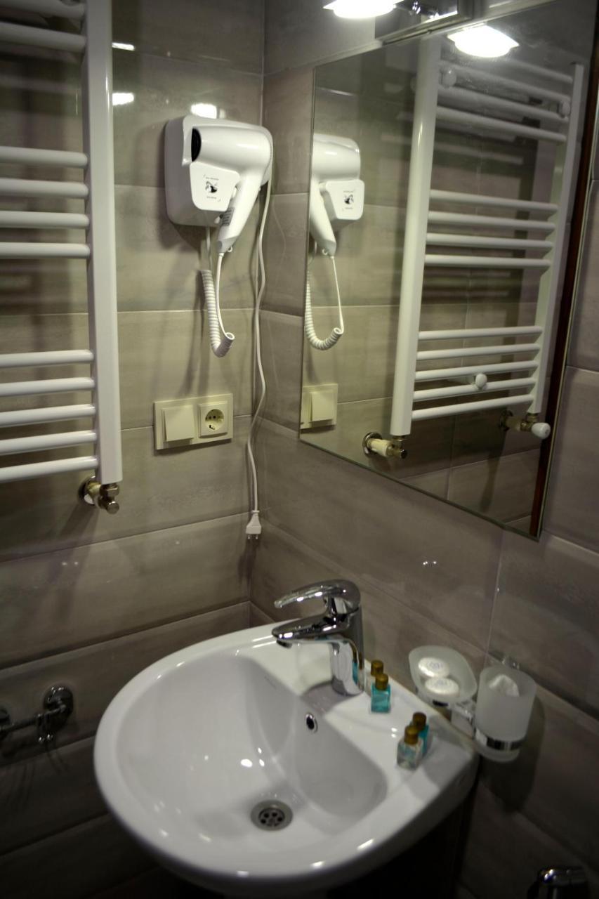 G&G Hotel Tbilisi Eksteriør billede