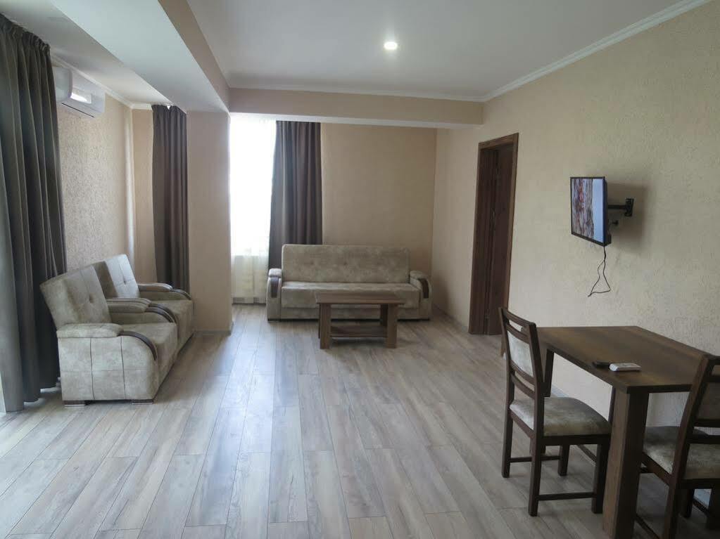 G&G Hotel Tbilisi Eksteriør billede